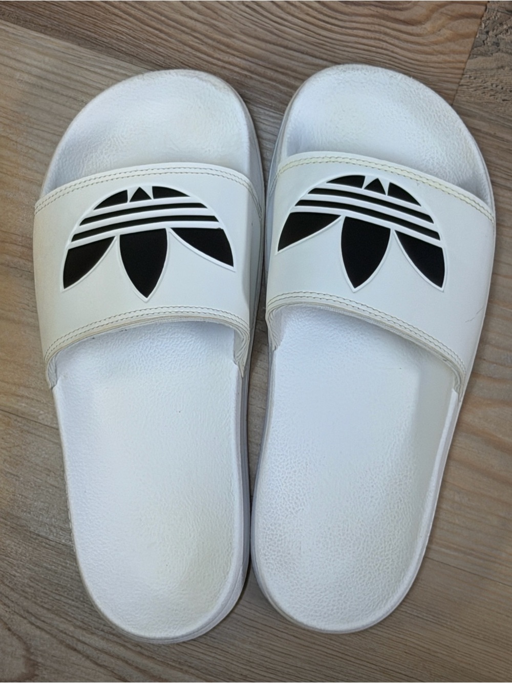 Adidas Originals Adilette Lite Sandals Mens Size 7  Slides